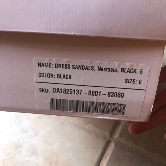 Black heels - Picture 6 of 7